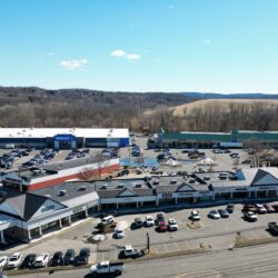 Commerce Plaza – Retail Strip Center