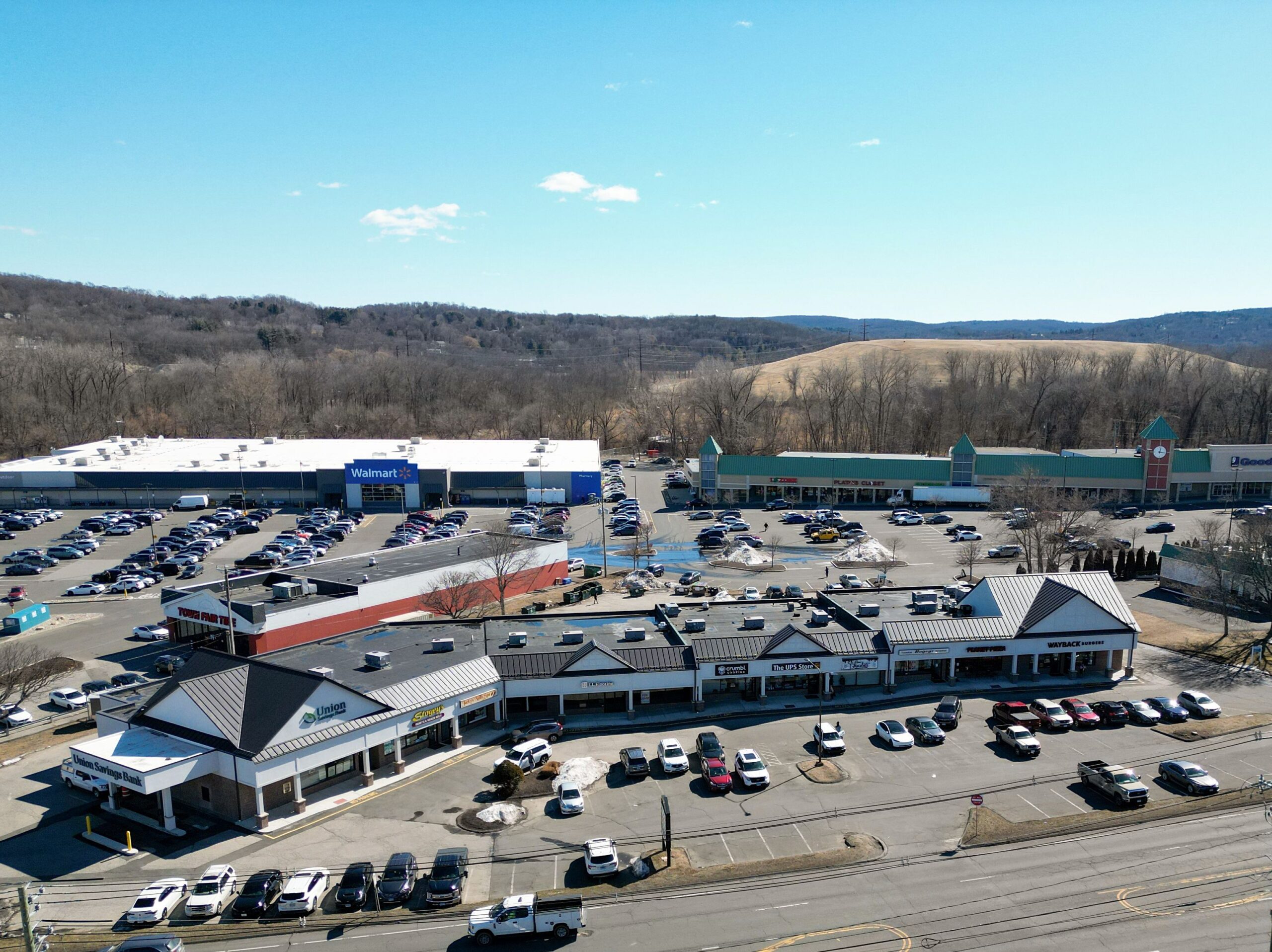 Commerce Plaza – Retail Strip Center