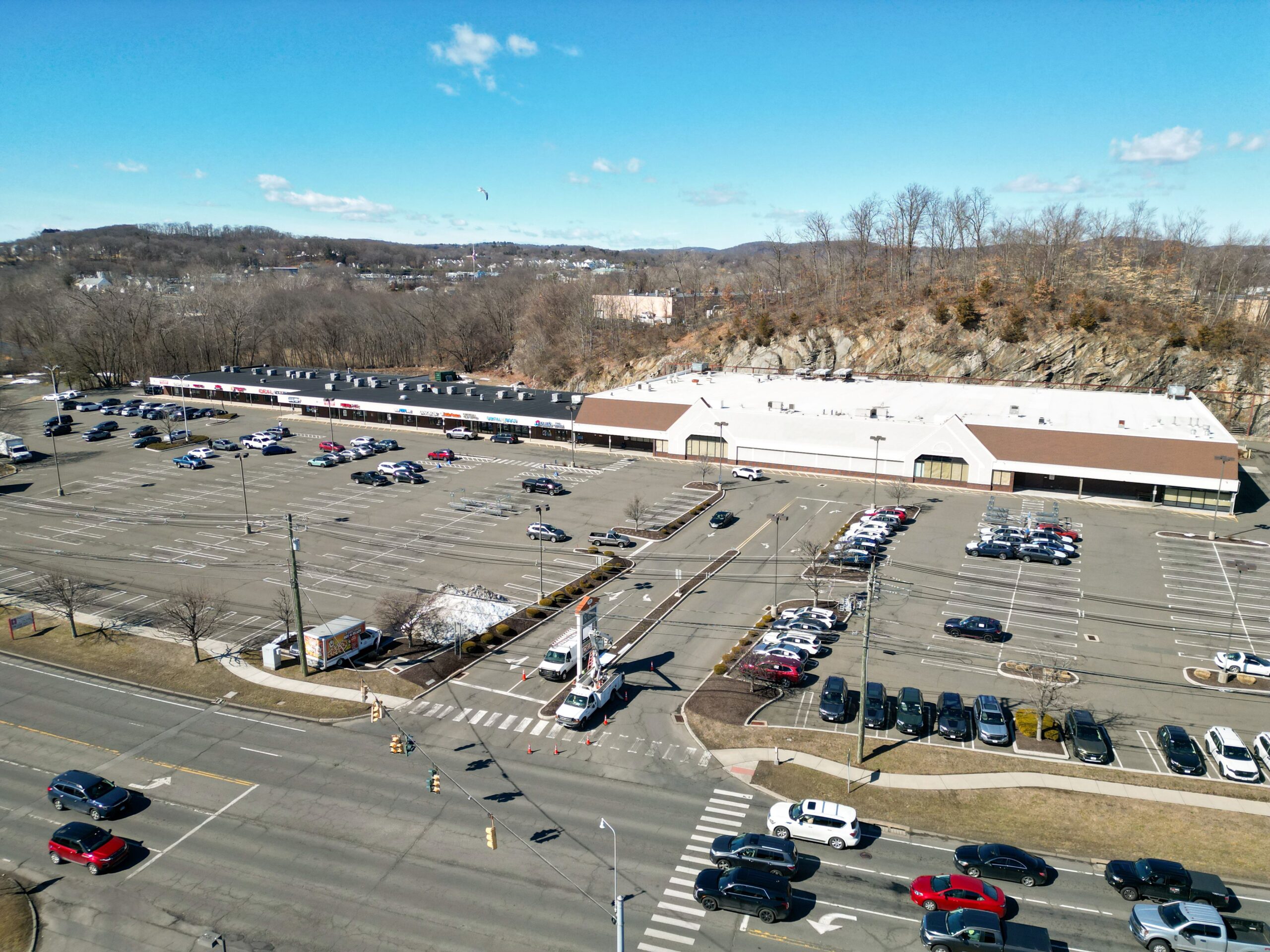 Nutmeg Square Shopping Center